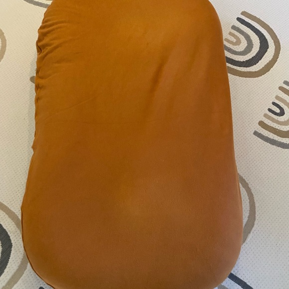 Snuggle Me Organic Infant Lounger with Cover - Picture 5 of 7